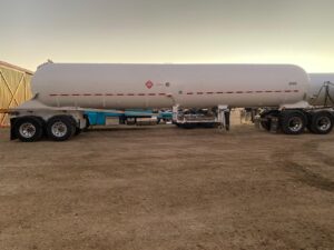 polar-11600-gallon-propane-tanks-online-mc-331-lpg-liquid-tanker-in-stock.jpg Polar 11600 Gallon Propane Tanks Online MC-331 LPG LIQUID TANKER IN STOCK