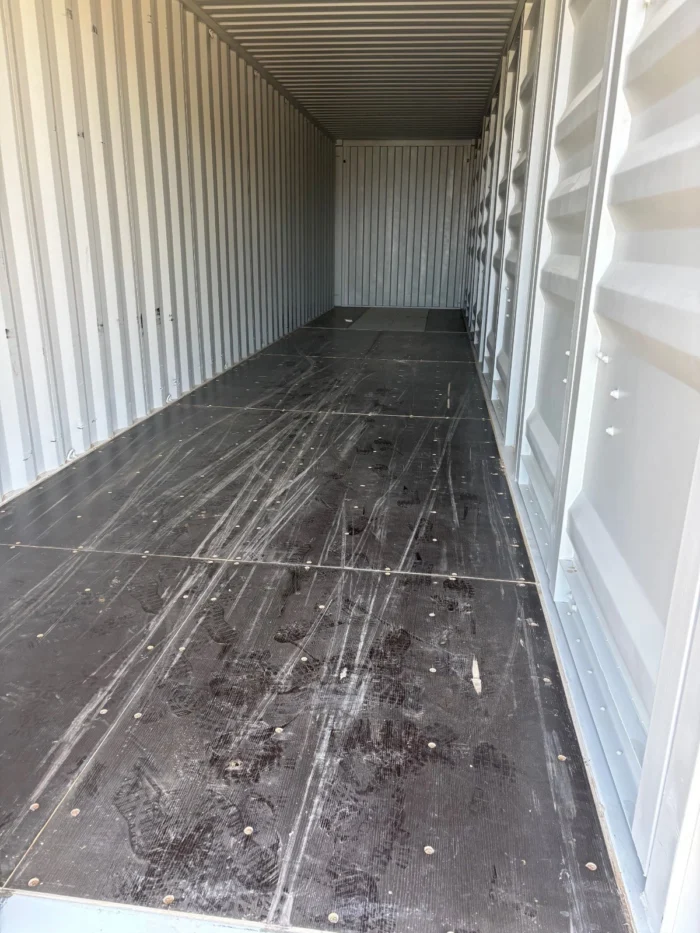 40′ HIGH CUBE SHIPPING CONTAINER - Image 3